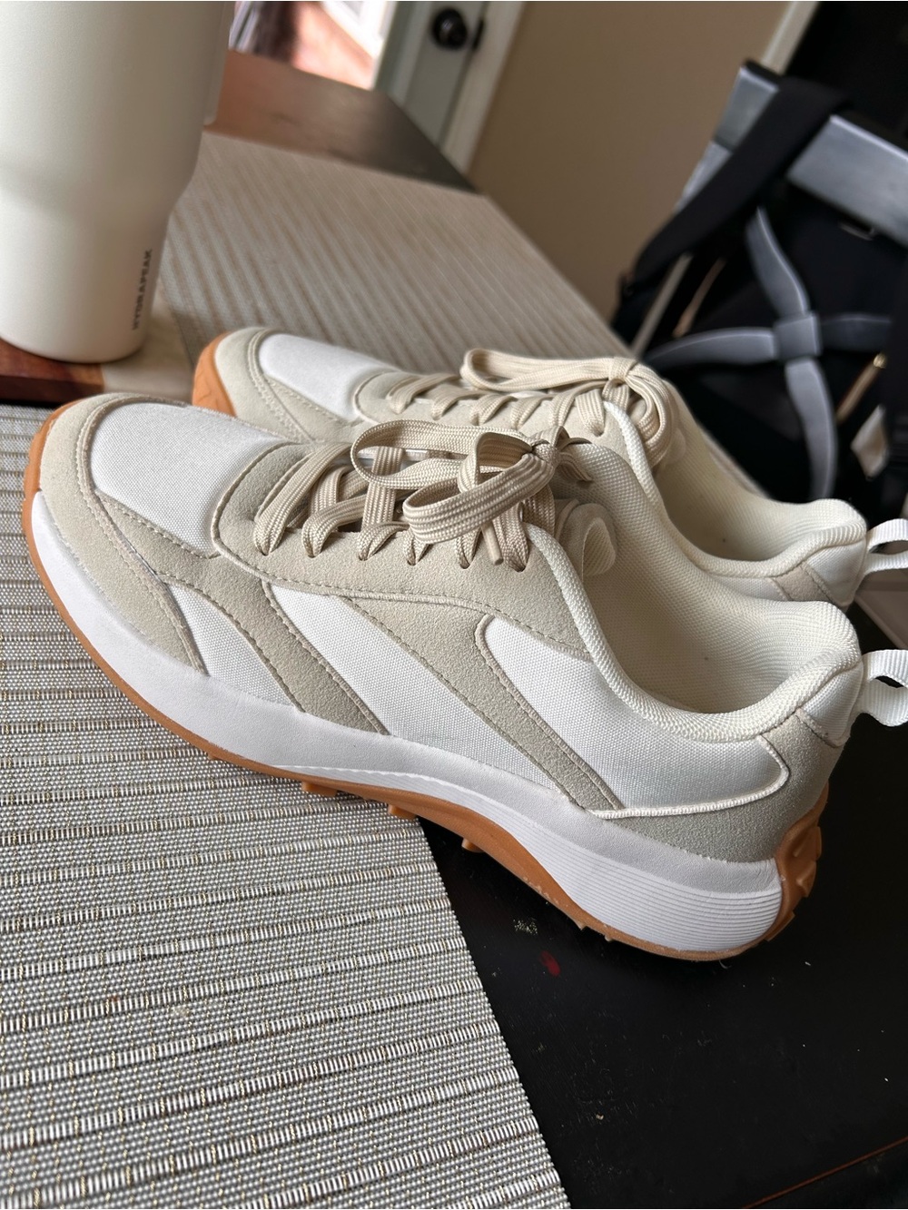 Cream Retro Casual Sneakers